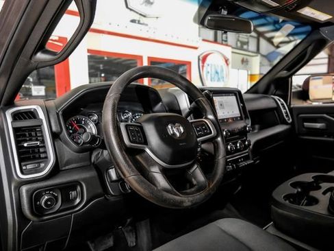 Used 2022 RAM 2500 Big Horn AWD/4WD image 5