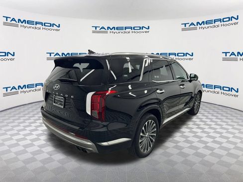 Used 2024 Hyundai Palisade Calligraphy FWD image 5