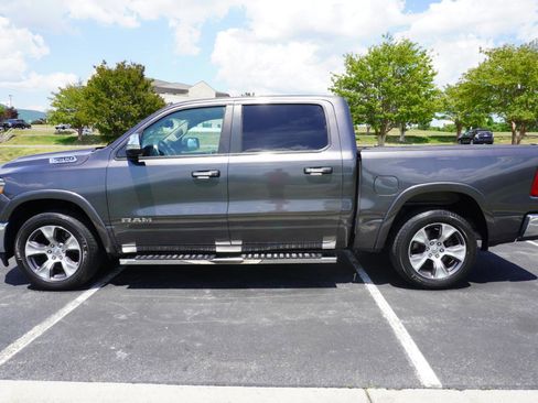 Used 2020 RAM 1500 Laramie AWD/4WD image 13