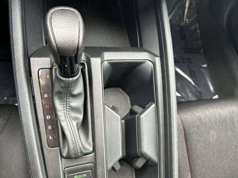 Certified 2023 Honda Accord EX image 19