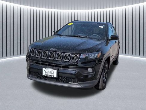 New 2026 Jeep Compass Latitude w/ Sun and Sound Group AWD/4WD image 16
