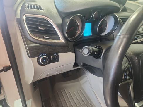 Used 2016 Buick Encore Premium image 15