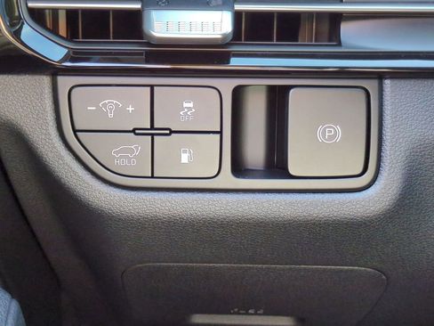New 2026 Kia Sportage X-Line AWD/4WD image 17