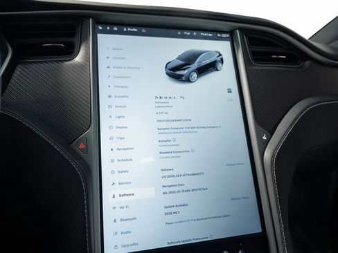 Used 2021 Tesla Model X Performance image 50