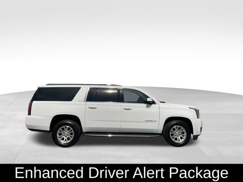 Used 2018 GMC Yukon XL SLT image 4