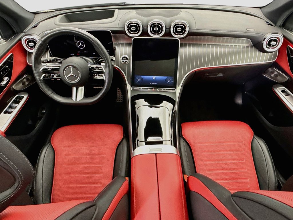 Certified 2026 Mercedes-Benz GLC 300 image 13