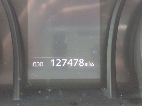Used 2019 Toyota Camry LE FWD image 24