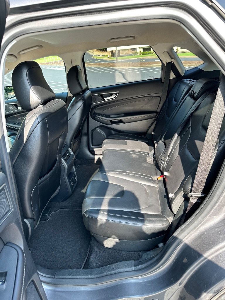 Used 2022 Ford Edge Titanium AWD/4WD image 13
