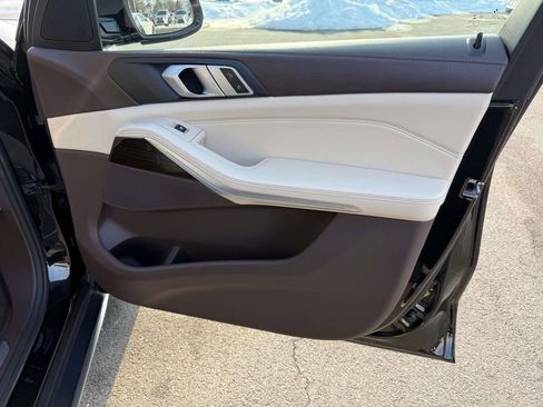 Used 2019 BMW X5 xDrive40i w/ Premium Package 2 image 14