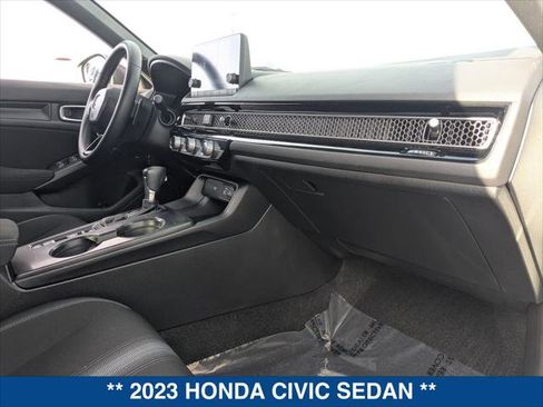 Used 2023 Honda Civic Sport image 23