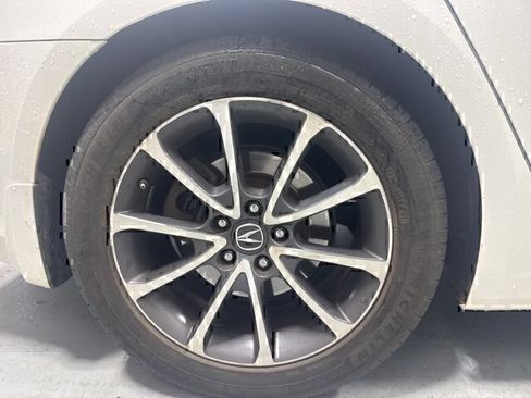 Used 2015 Acura TLX V6 w/ Technology Package FWD image 6