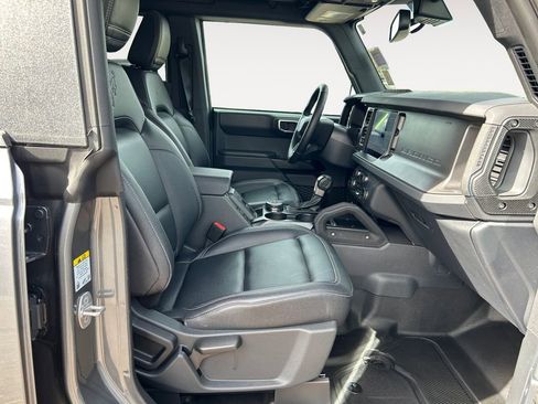 Used 2025 Ford Bronco Badlands AWD/4WD image 10