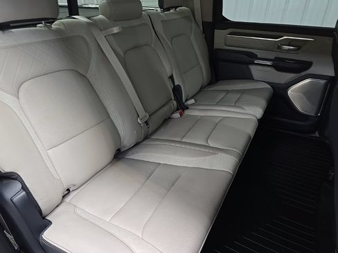 Used 2024 RAM 1500 Limited AWD/4WD image 18