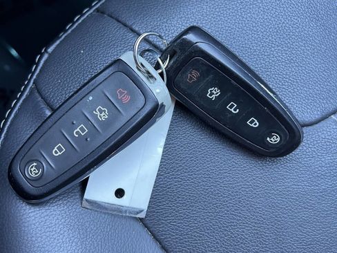 Used 2014 Ford Focus Titanium image 21