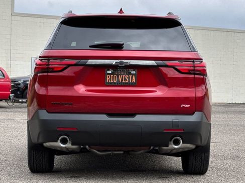 Used 2023 Chevrolet Traverse RS FWD image 5