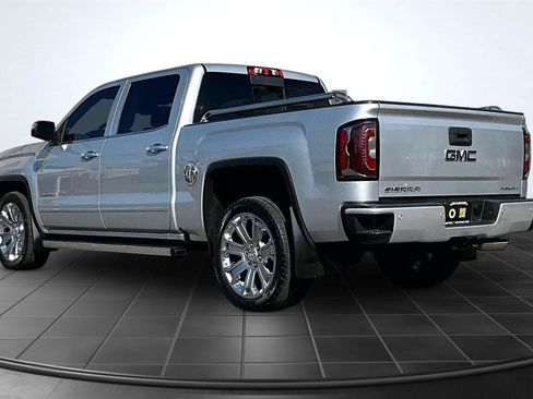 Used 2018 GMC Sierra 1500 Denali w/ Denali Ultimate Package AWD/4WD image 4