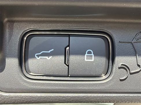 New 2026 Ford Explorer Active image 17