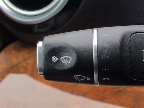 Used 2019 Mercedes-Benz E 300 image 28