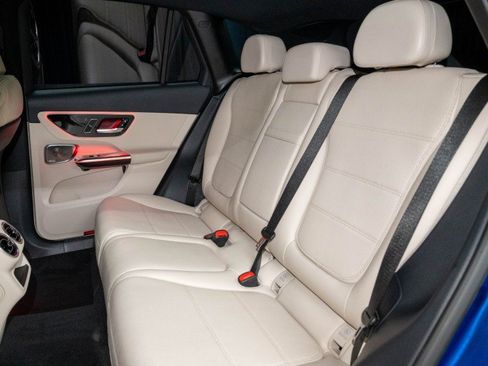 New 2026 Mercedes-Benz GLC 300 image 13