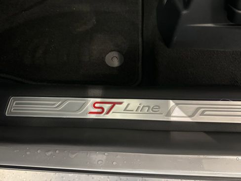 New 2026 Ford Explorer ST-Line AWD/4WD image 6