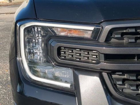 Used 2025 Ford Ranger XLT w/ Equipment Group 301A High image 9