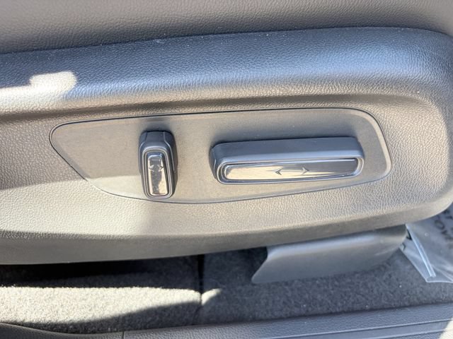Used 2025 Honda CR-V Sport-L image 19