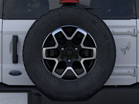 New 2026 Ford Bronco Outer Banks image 24