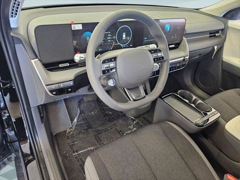 New 2026 Hyundai Ioniq 5 SE AWD/4WD image 13