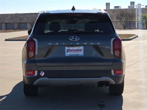 Used 2022 Hyundai Palisade SEL w/ 8P Bench Seat Package image 7