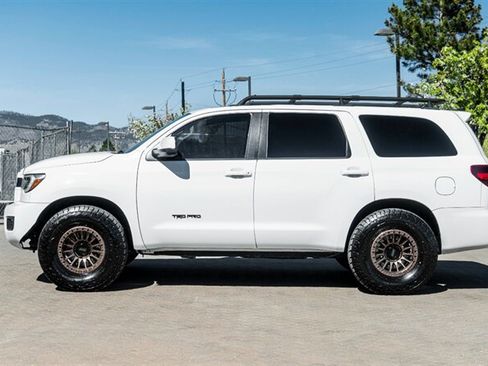 Used 2021 Toyota Sequoia TRD Pro AWD/4WD image 3