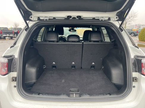 Used 2025 Jeep Compass Trailhawk image 7