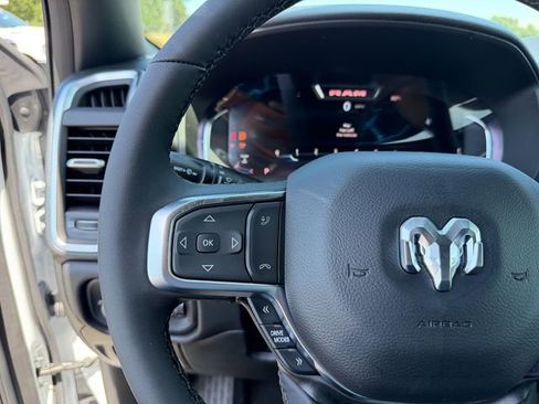 New 2026 RAM 1500 Big Horn AWD/4WD image 19