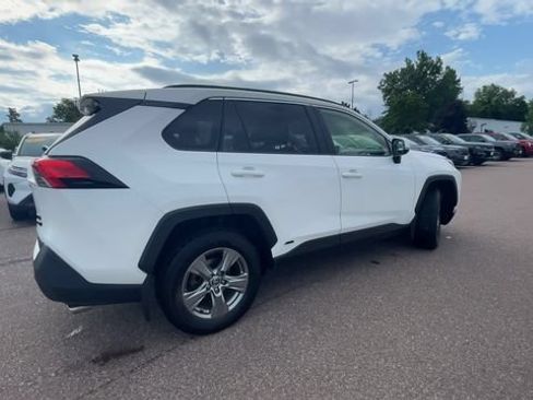 Certified 2023 Toyota RAV4 XLE w/ Convenience Package AWD/4WD image 8