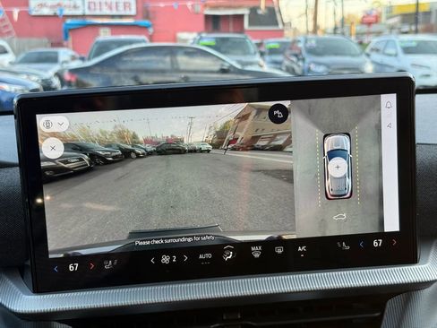 Used 2025 Ford Explorer ST-Line w/ ST-Line Street Pack image 36