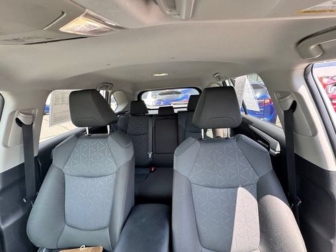 Used 2025 Toyota RAV4 XLE AWD/4WD image 23
