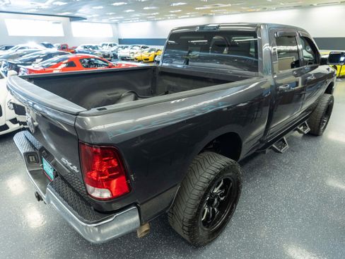 Used 2018 RAM 2500 Tradesman w/ Chrome Appearance Group AWD/4WD image 6