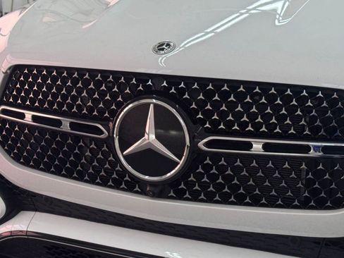 Used 2025 Mercedes-Benz GLE 450 4MATIC image 17