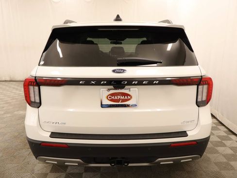 New 2026 Ford Explorer Active w/ Active Comfort Package RWD image 5