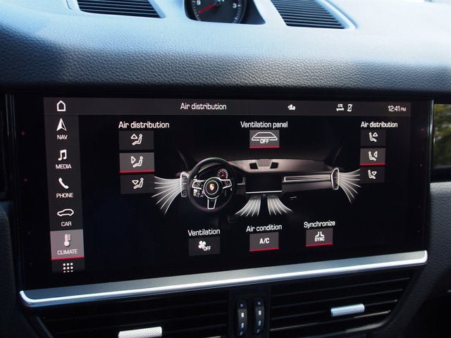 Used 2021 Porsche Cayenne AWD/4WD image 30