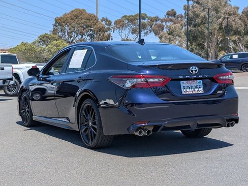 Used 2022 Toyota Camry XSE FWD image 12