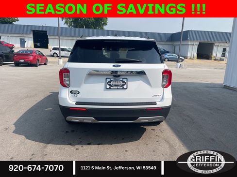 Used 2023 Ford Explorer XLT w/ Equipment Group 202A image 4