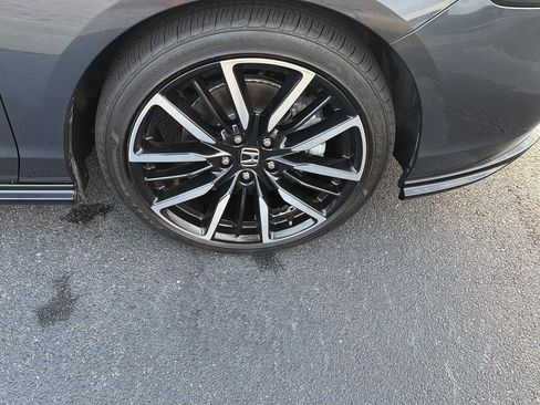 Used 2023 Honda Accord Touring image 40