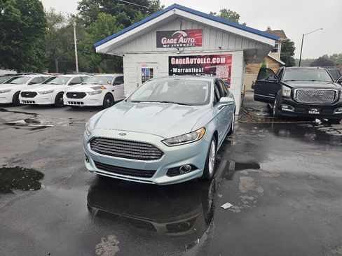 Used 2013 Ford Fusion Energi Titanium w/ Driver Assist Pkg FWD image 4