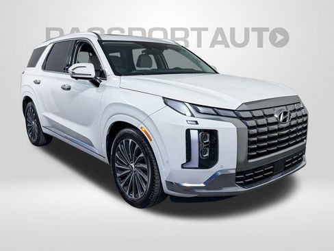 Used 2023 Hyundai Palisade Calligraphy AWD/4WD image 3
