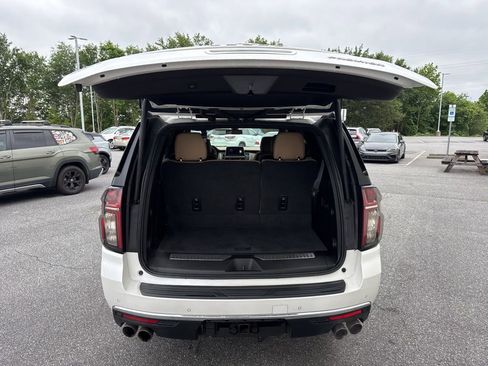 Used 2022 Chevrolet Tahoe Premier AWD/4WD image 10