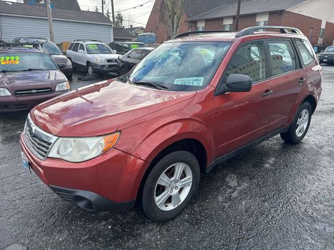 Used 2010 Subaru Forester 2.5X image 2