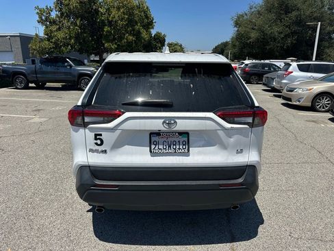 Used 2024 Toyota RAV4 LE FWD image 3