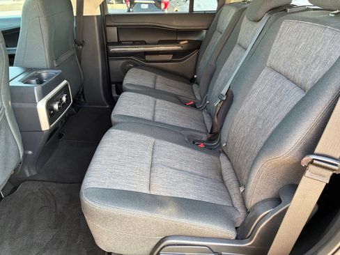 Used 2024 Ford Expedition XLT AWD/4WD image 16