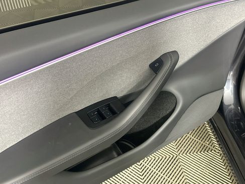 Used 2025 Tesla Model 3 RWD image 15