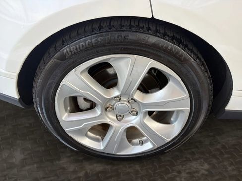 Used 2018 Land Rover Range Rover Supercharged AWD/4WD image 40
